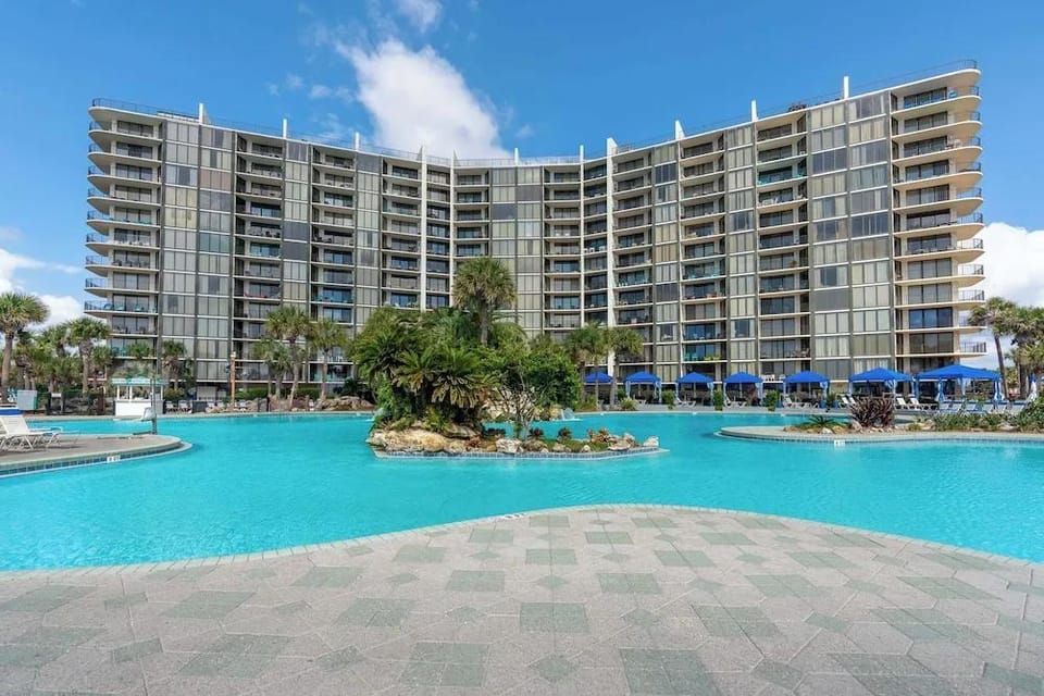 Beachfront Days Ocean View Condo Bliss Hotel in Panama City Beach
