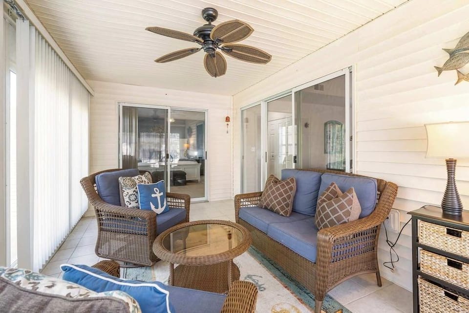 Garden View Escape - Resort Amenities Hotel in Branson