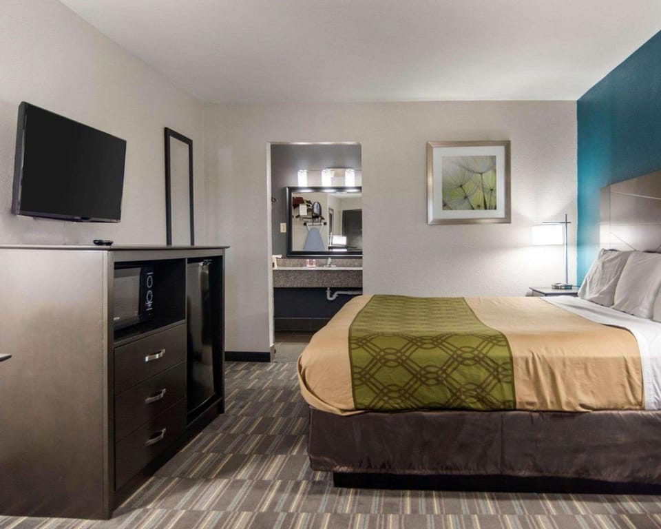 HomeStay Inn & Suites Lodge in Russellville