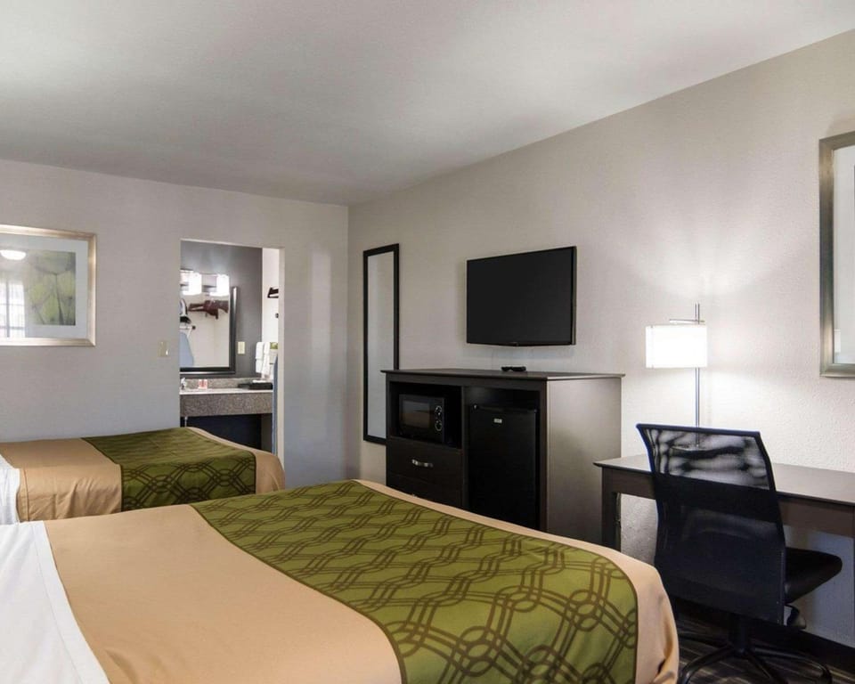 HomeStay Inn & Suites Lodge in Russellville