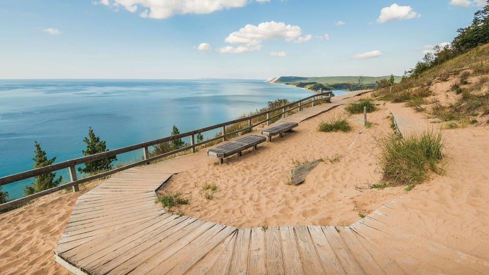 The Shores Beach Front Condo Unit 5593 Hotel in Michigan