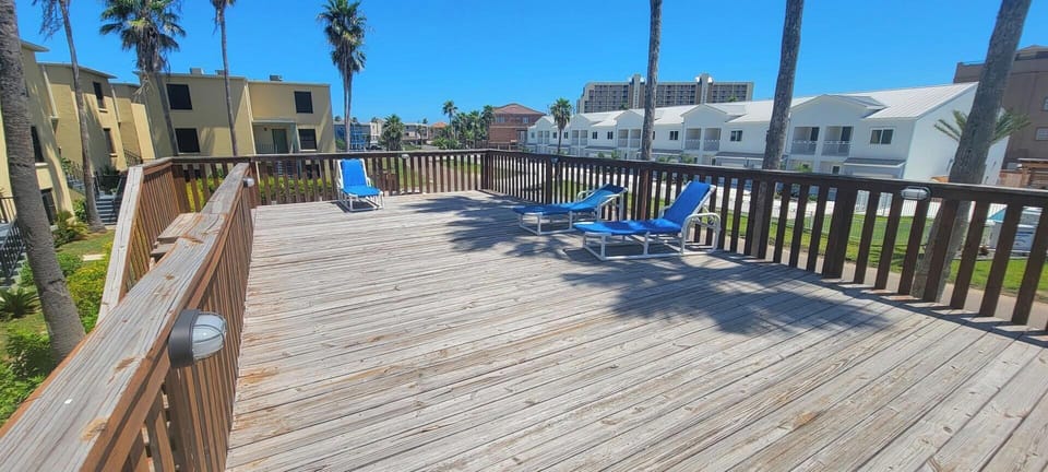Habitat 25 Hotel in South Padre Island