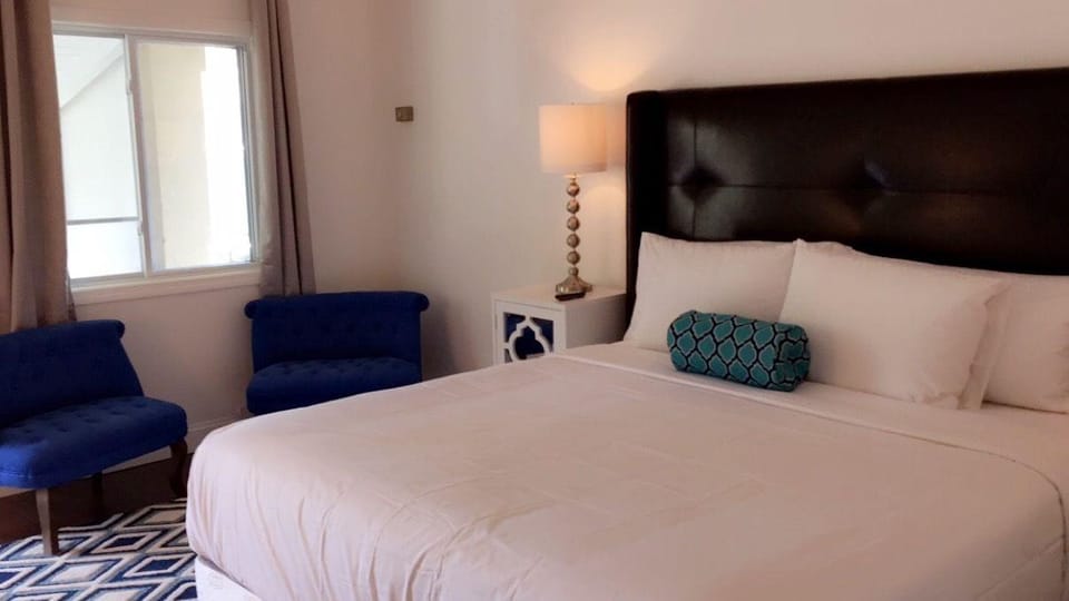 Carriage House Hotel in North Haven