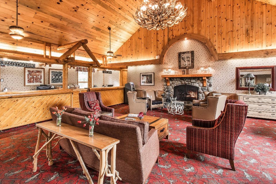 Kenai Princess Wilderness Lodge Hotel in Cooper Landing