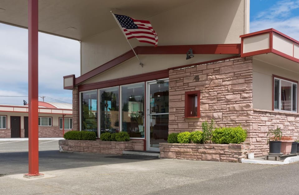 Flagstone Motel Motel in Port Angeles