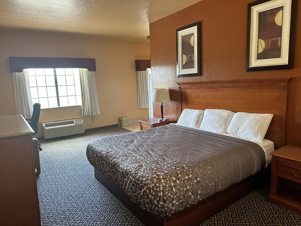 HiWay Inn Express Hotel in Oklahoma
