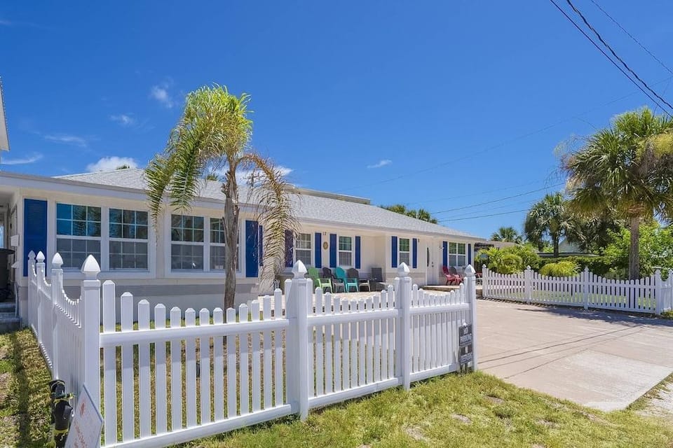 Oceans 13 Unit A Hotel in Saint Augustine Beach