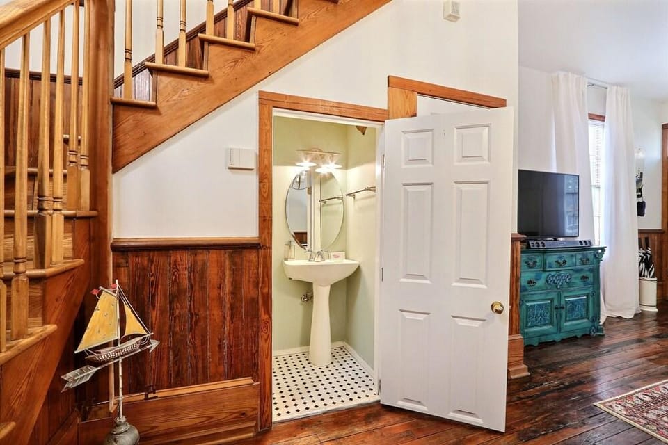 Gallery Stays - Pop Collection Hotel in Savannah