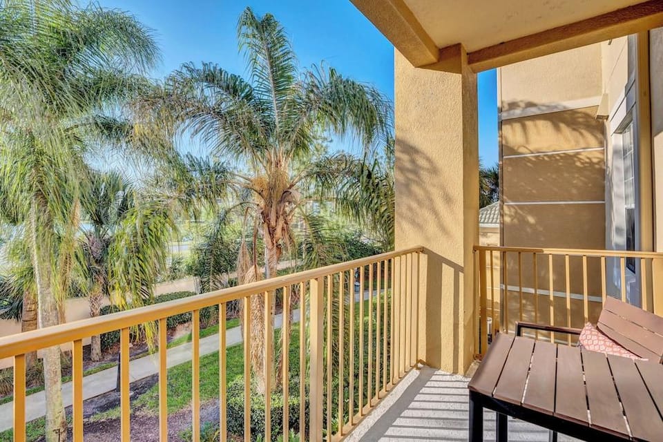 Sunset Retreat Hotel in Orlando
