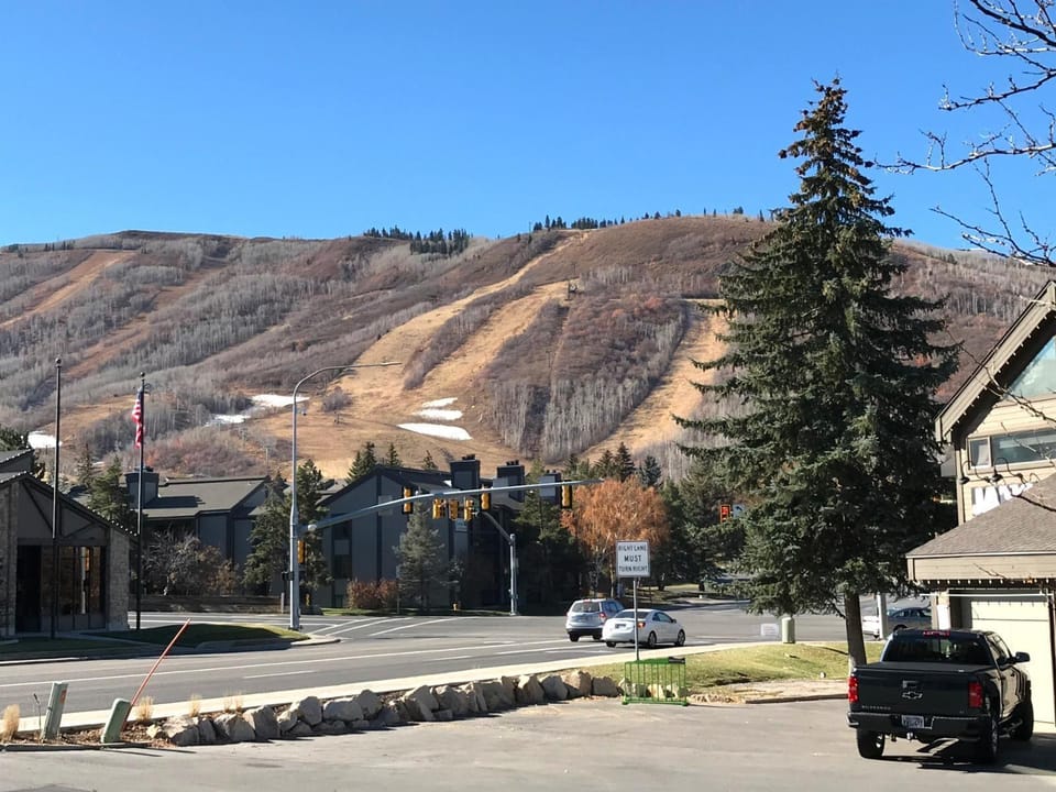 Copperbottom Inn by KBM Hotel in Park City