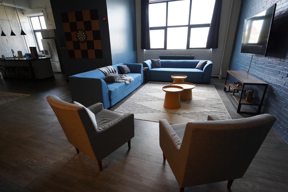 424 Gold Way- 3Bed/2Bath Apartment Hotel in Pittsburgh