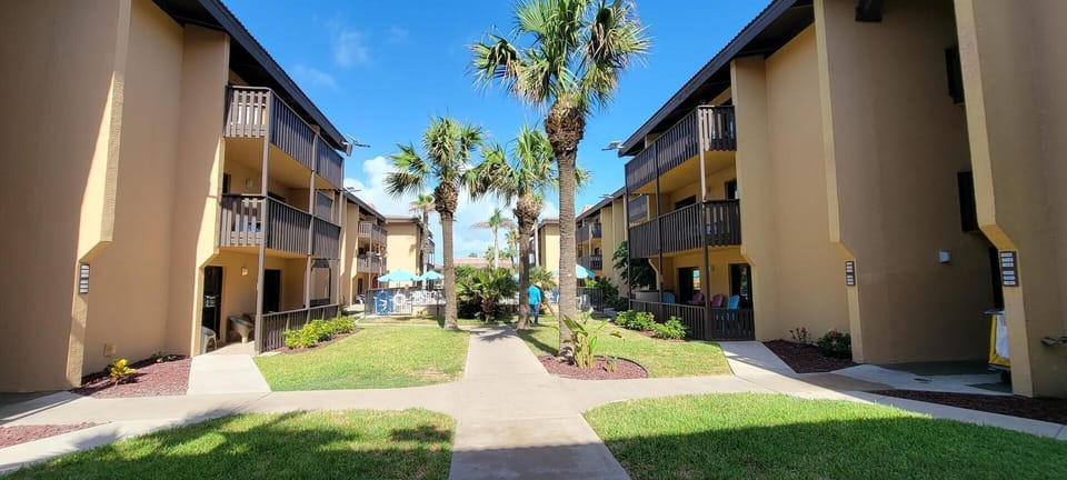 Tiki Condo 261 Hotel in South Padre Island
