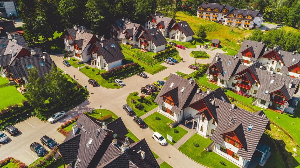 Apartamenty Sun & Snow Komuny Paryskiej Hotel in Lower Silesian Voivodeship