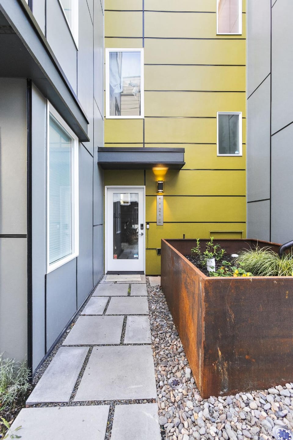 Modern Sustainable Design in Ballard Hotel in Ballard