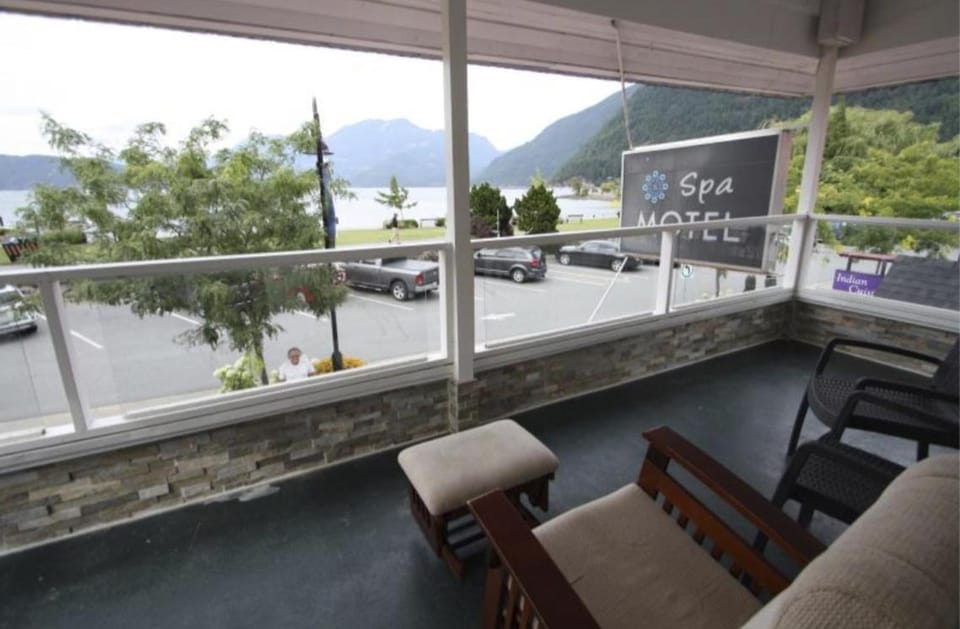 Harrison Spa Motel Motel in Harrison Hot Springs