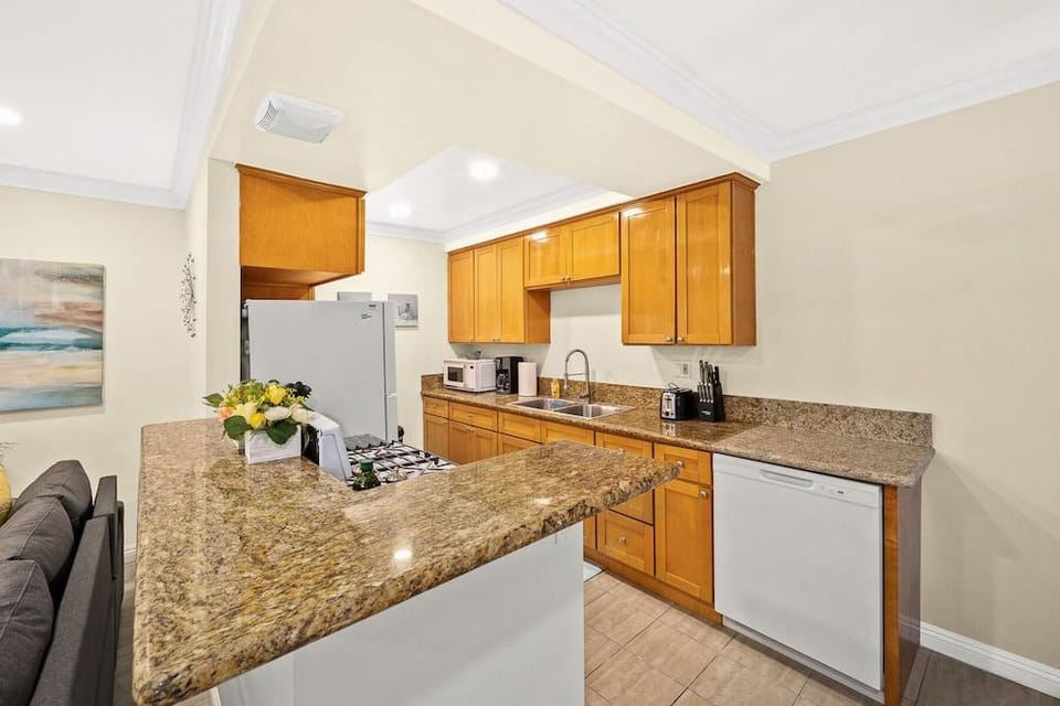 Cozy n Serene 12mins to Downtown LA Hotel in Alhambra