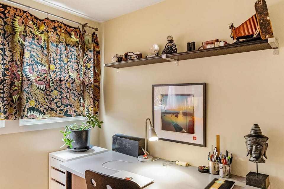 Boho Bliss Bungalow Hotel in Shoreline