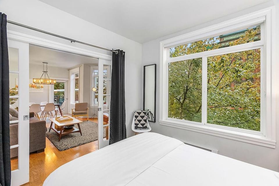 The Corner Nest at Belltown Hotel in Belltown