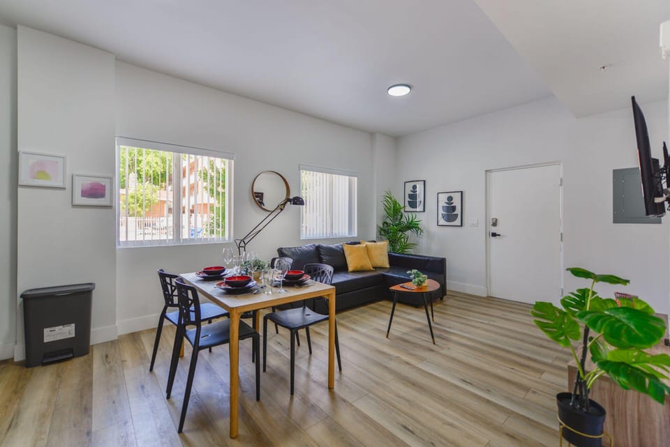 Lovely Apt Near Loandepot Park Stadium Hotel in Miami