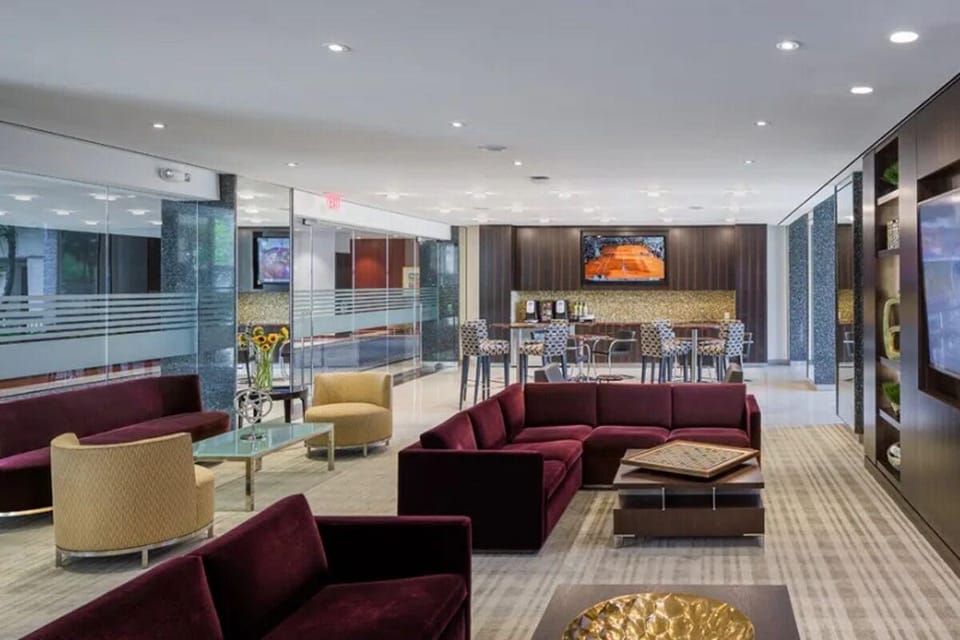 Bright Comfort in DC Apts Hotel in Crystal City