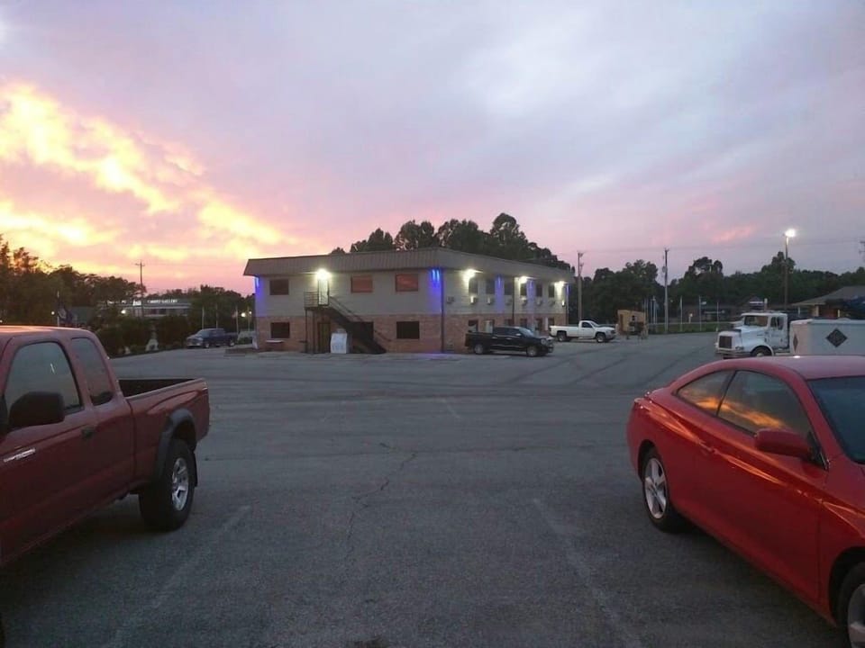 Lakeinn Hotel in Smith Mountain Lake