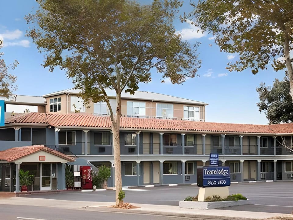 Palo Alto Lodge Hotel in Menlo Park