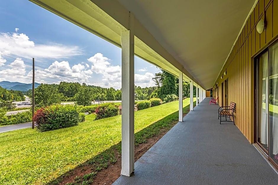 Rodeway Inn Hotel in Franklin