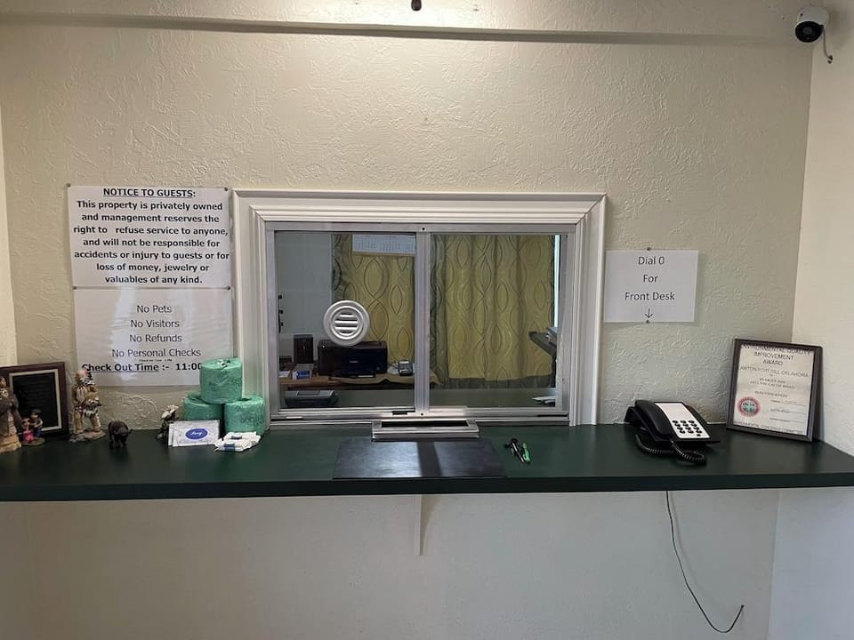 Budget Inn Hotel in Lawton