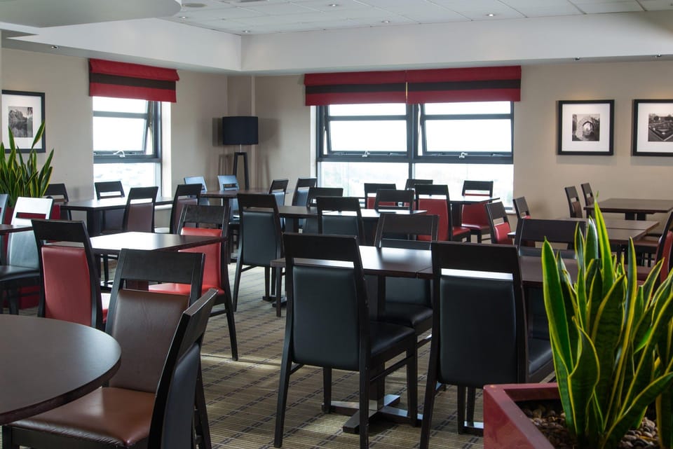 Holiday Inn Express London Luton Airport By IHG Hotel in Luton