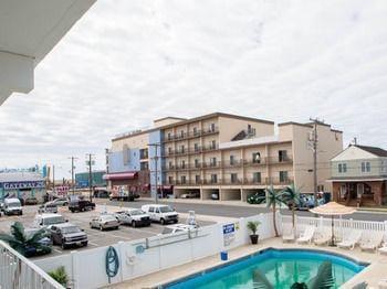Island Breeze Motel Hotel in Wildwood