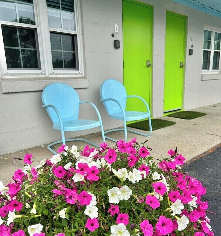 Yellow Springs Motel Hotel in Yellow Springs