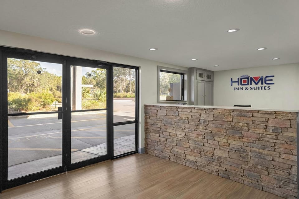 Home Inn & Suites Orlando-Apopka Hotel in Apopka