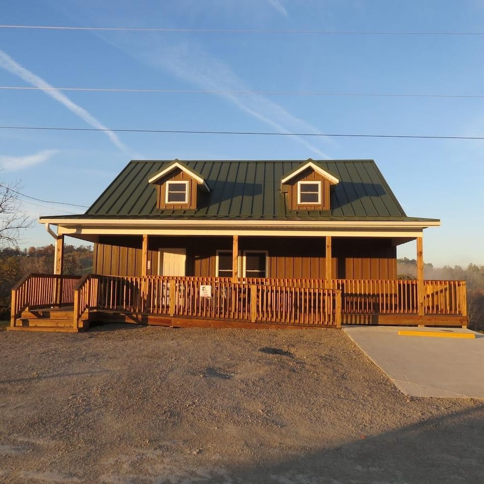 Zion Retreat & RV Park Hotel in Ohio