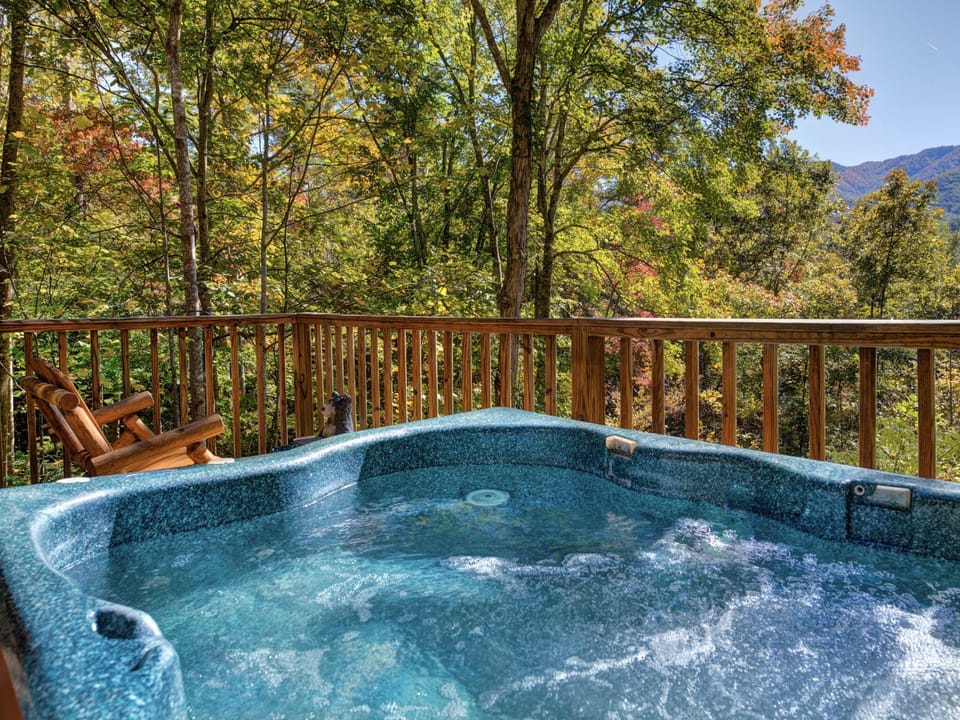 Rustic Charm by Jackson Mountain Rentals Hotel in Pittman Center