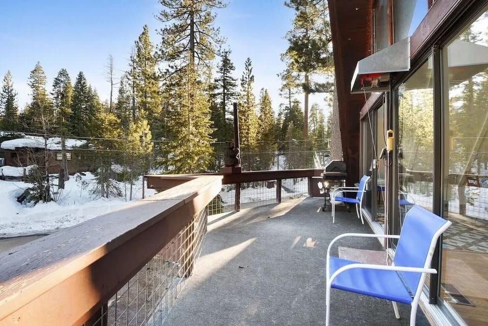 Woodside Hideout Hop Away From Activities Hotel in Lake Tahoe