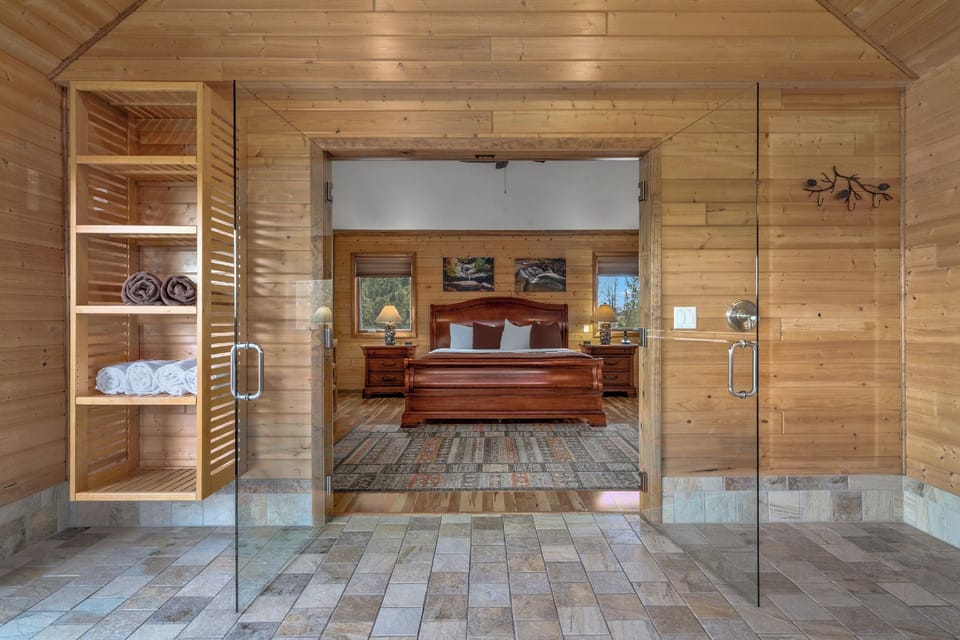 Cherry Ridge Retreat Hotel in Ohio