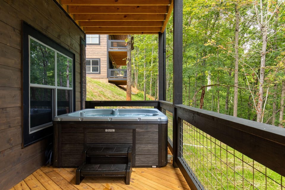 Splashin and Relaxin Hotel in Sevier County