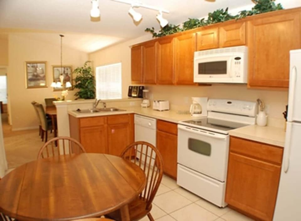 Villa Alexa Hotel in Loughman
