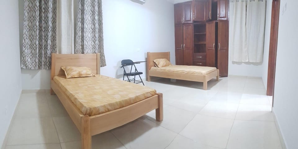JBK Hostels Adjirinaganor Hotel in Accra