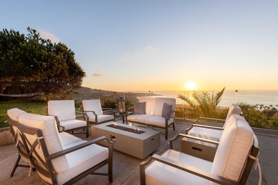 Vista by Avantstay Stunning Estate w/ Views of the Pacific Ocean Pool & Spa Hotel in La Jolla Shores
