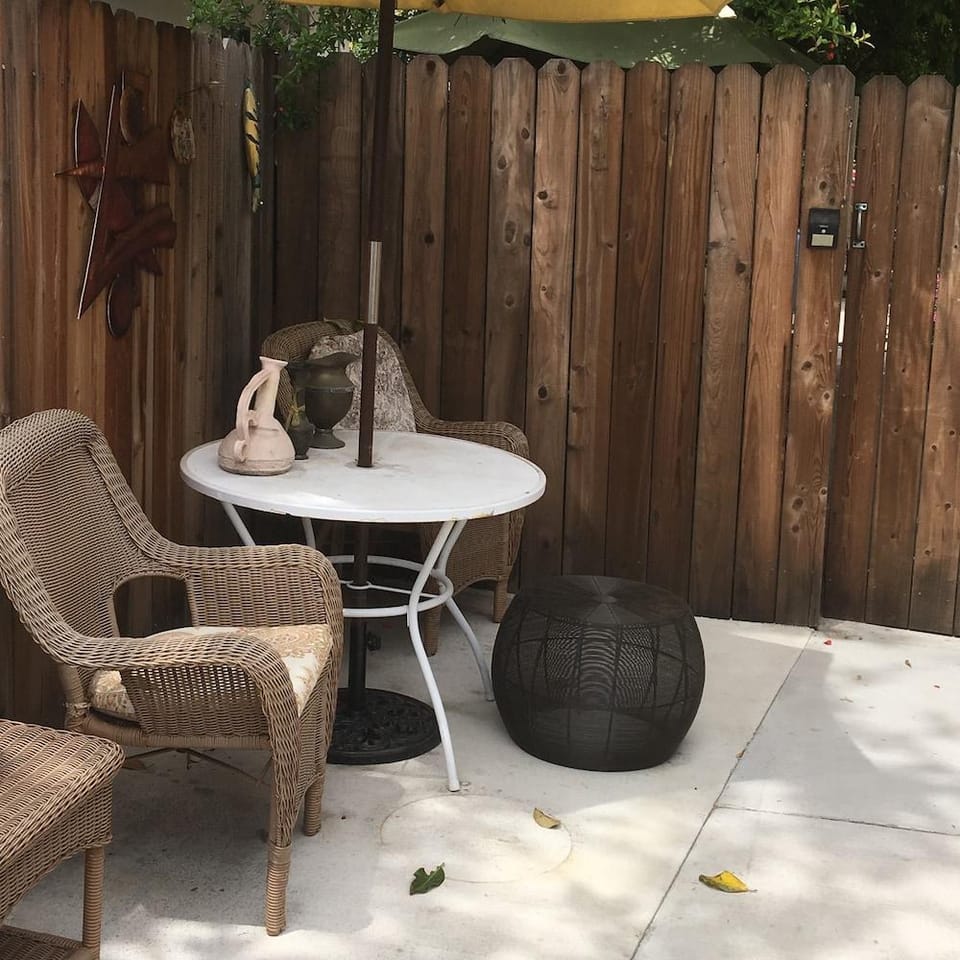 Sunshine LA BnB Hotel in North Hollywood