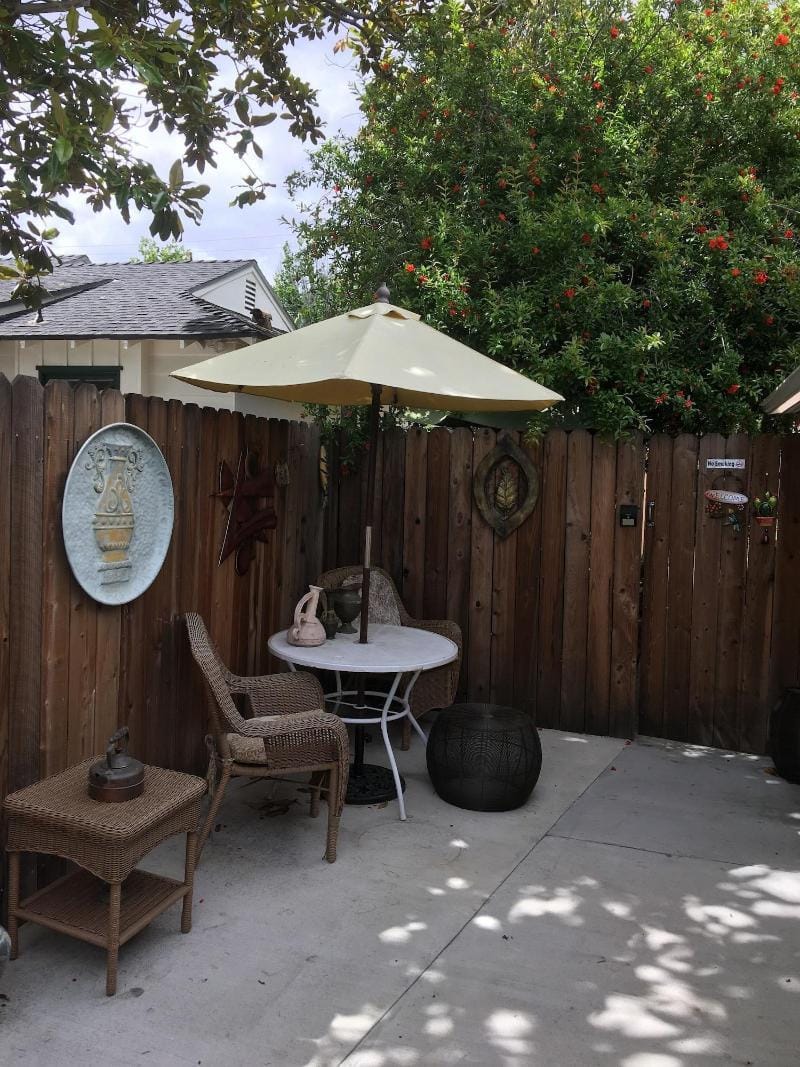 Sunshine LA BnB Hotel in North Hollywood