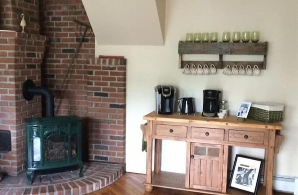 The Sunny G B&B Hotel in Campton Upper Village