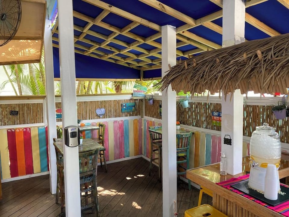 Caribbean House Hotel in Key West