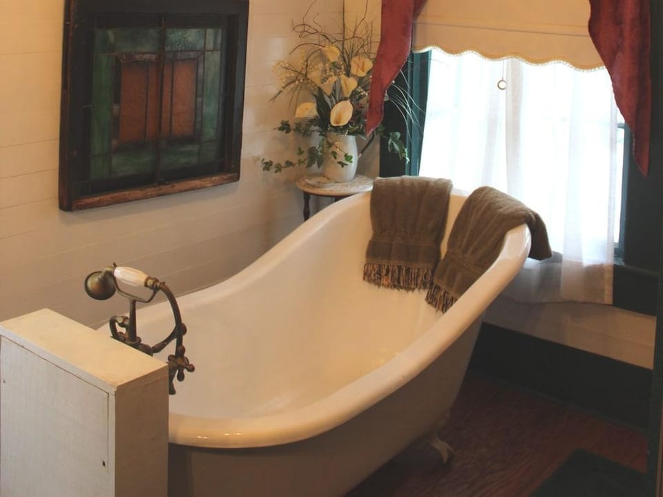 The Sautee Inn Bed & Breakfast Hotel in Sautee Nacoochee