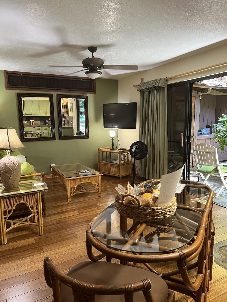 Mango Suite Hotel in Wailea