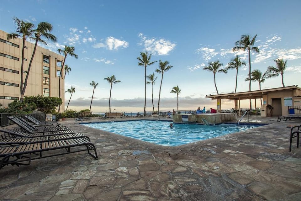 Sugar Beach Resort - Maui Condo & Home Hotel in Maalaea