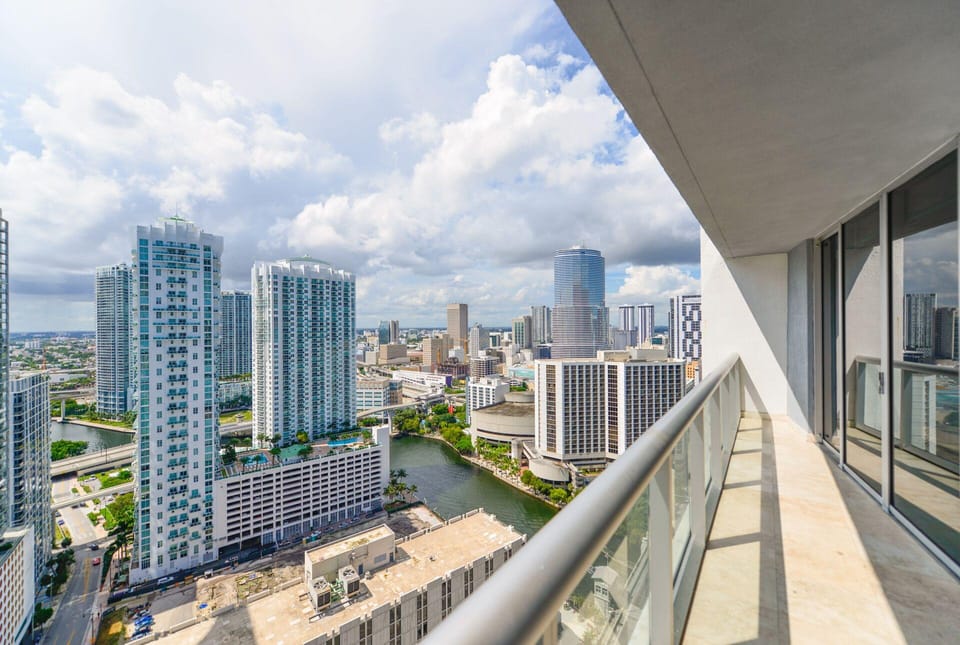 Icon Tower 3 Hotel in Brickell