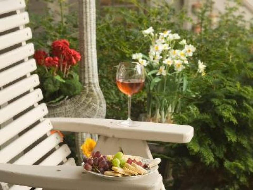 Hydrangea House Hotel in Newport