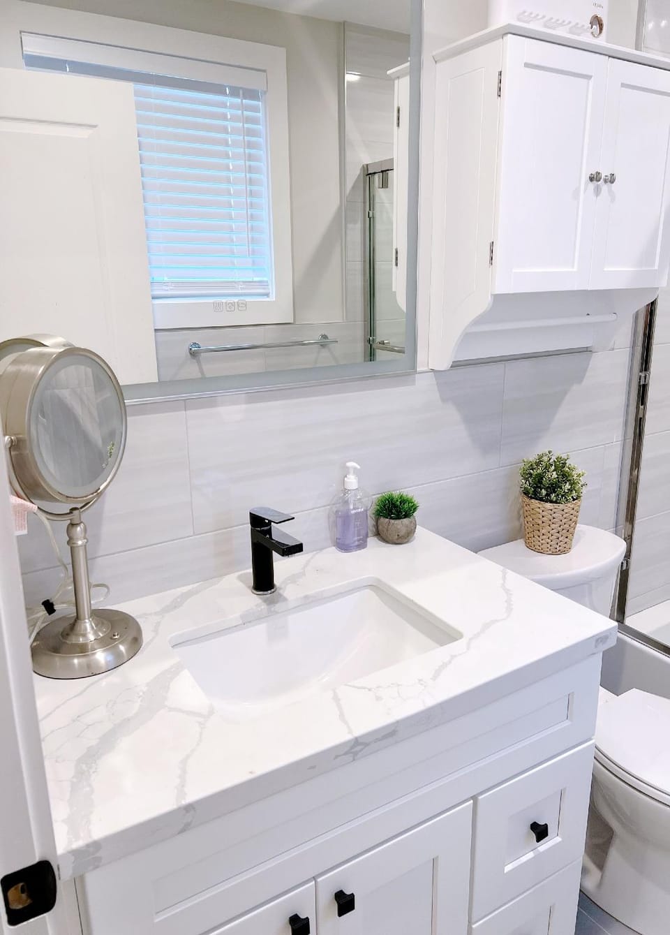 Lux Apartment on hill close to SF Hotel in Daly City